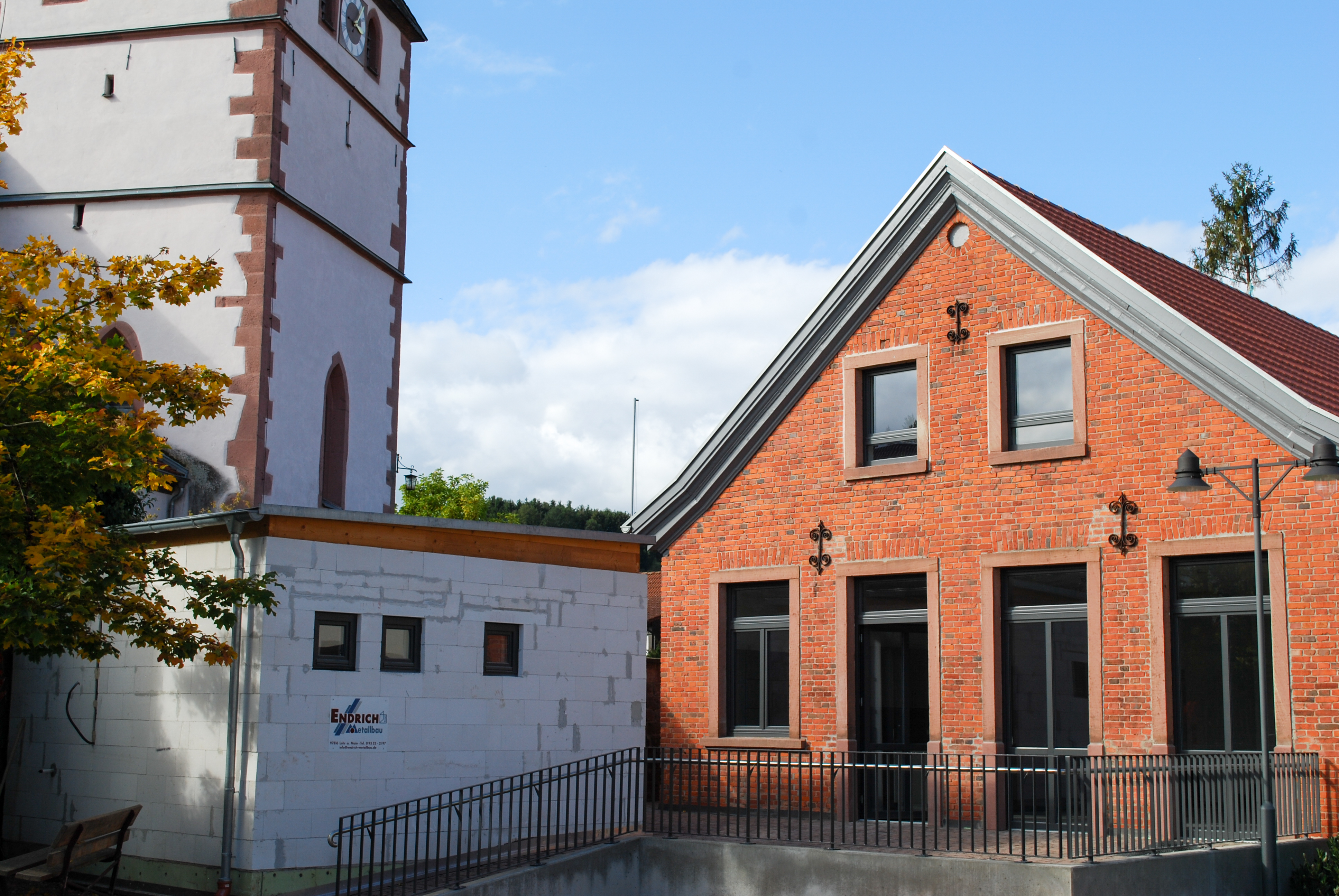 Renovierung der alten Schule zum "sozialen Treff"