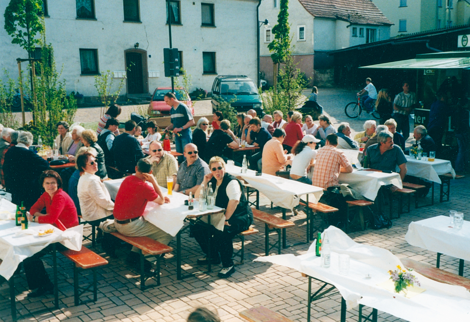 Einweihung des neuen Schulhofs