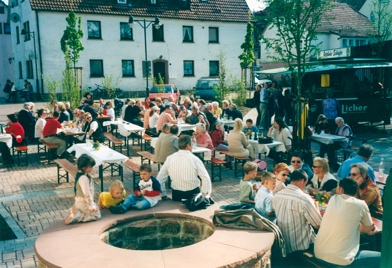 Einweihung des neuen Schulhofs