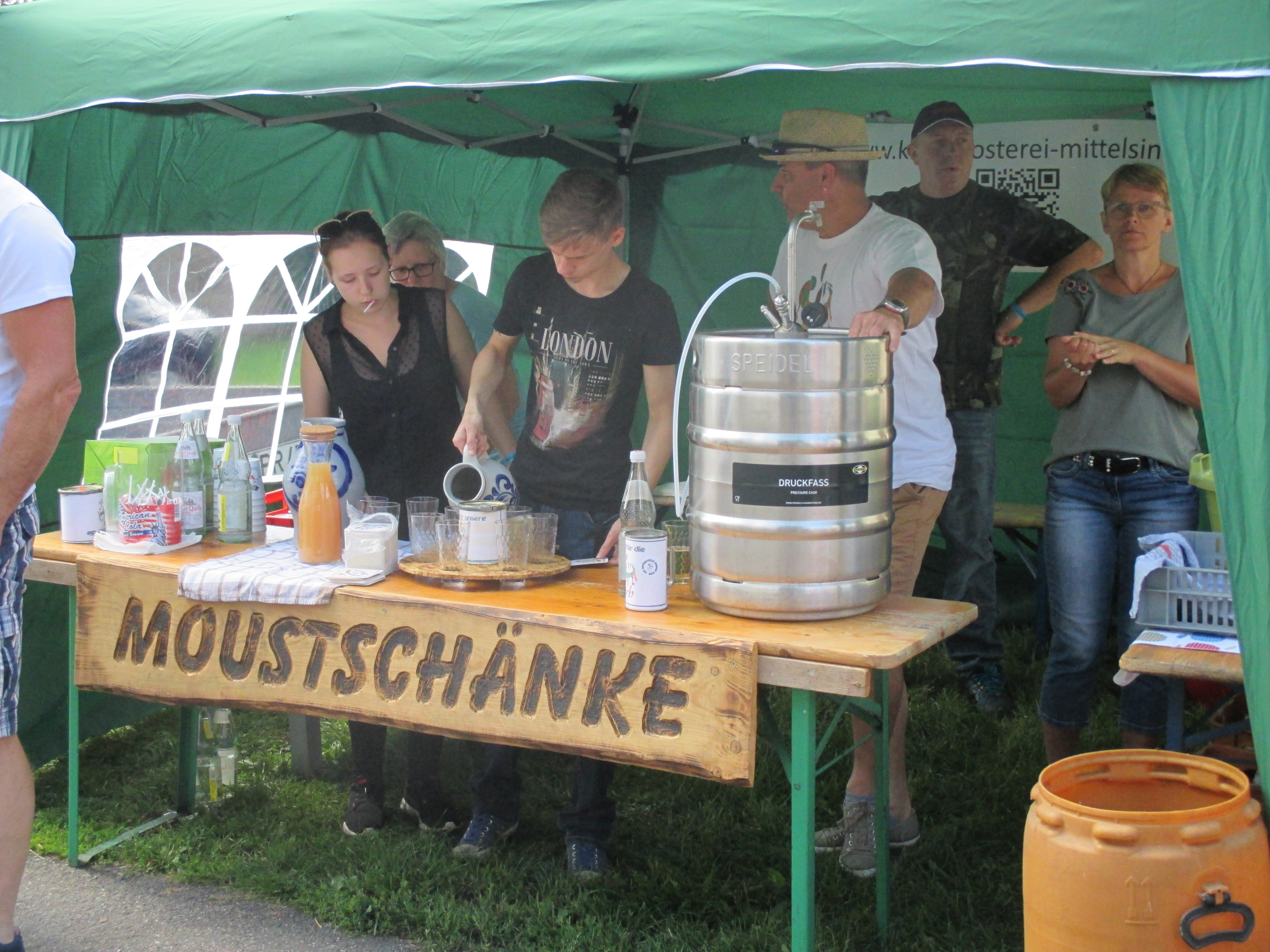 Kirbsonntag, Tanz um die Linde