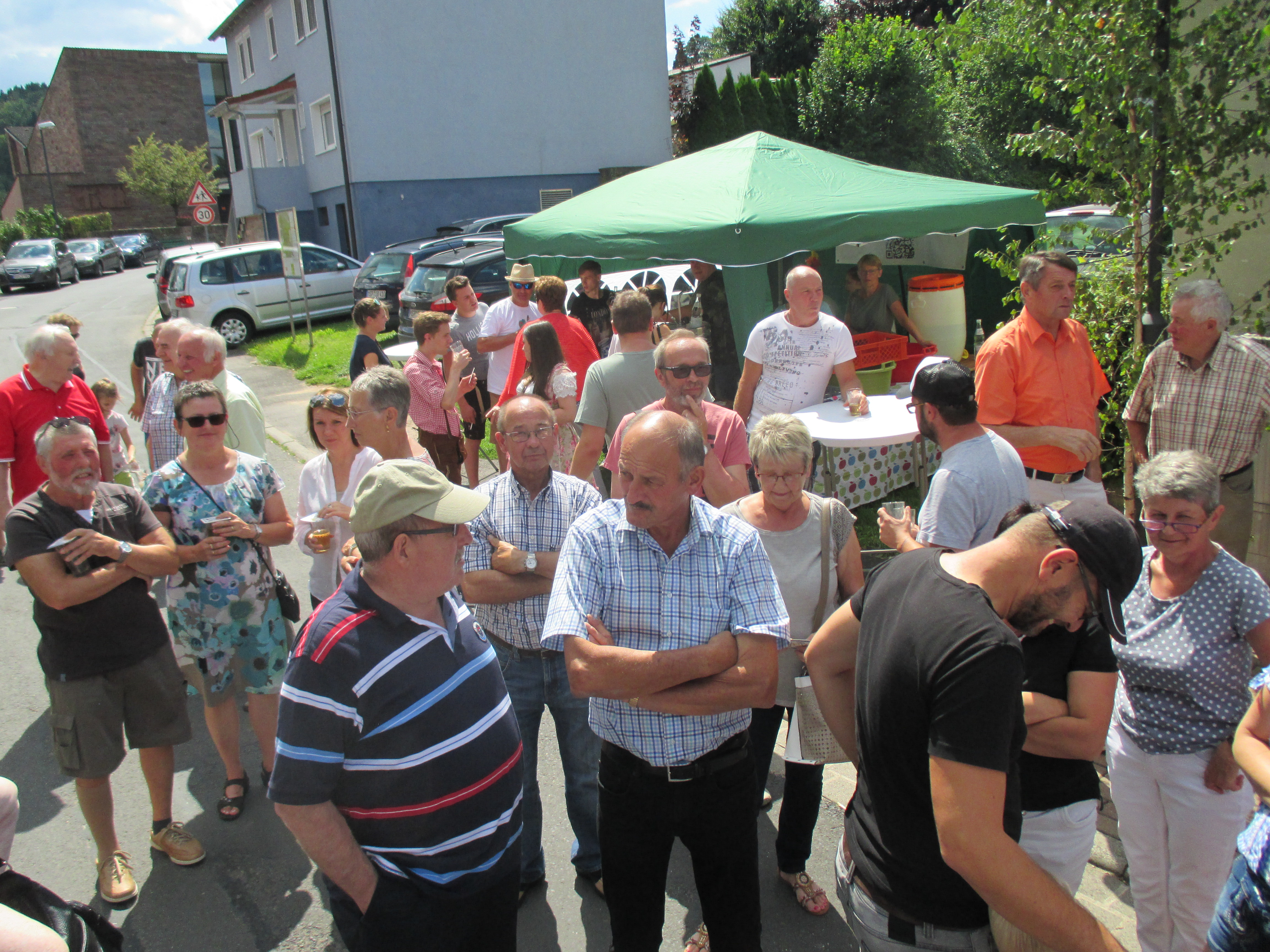 Kirbsonntag, Tanz um die Linde