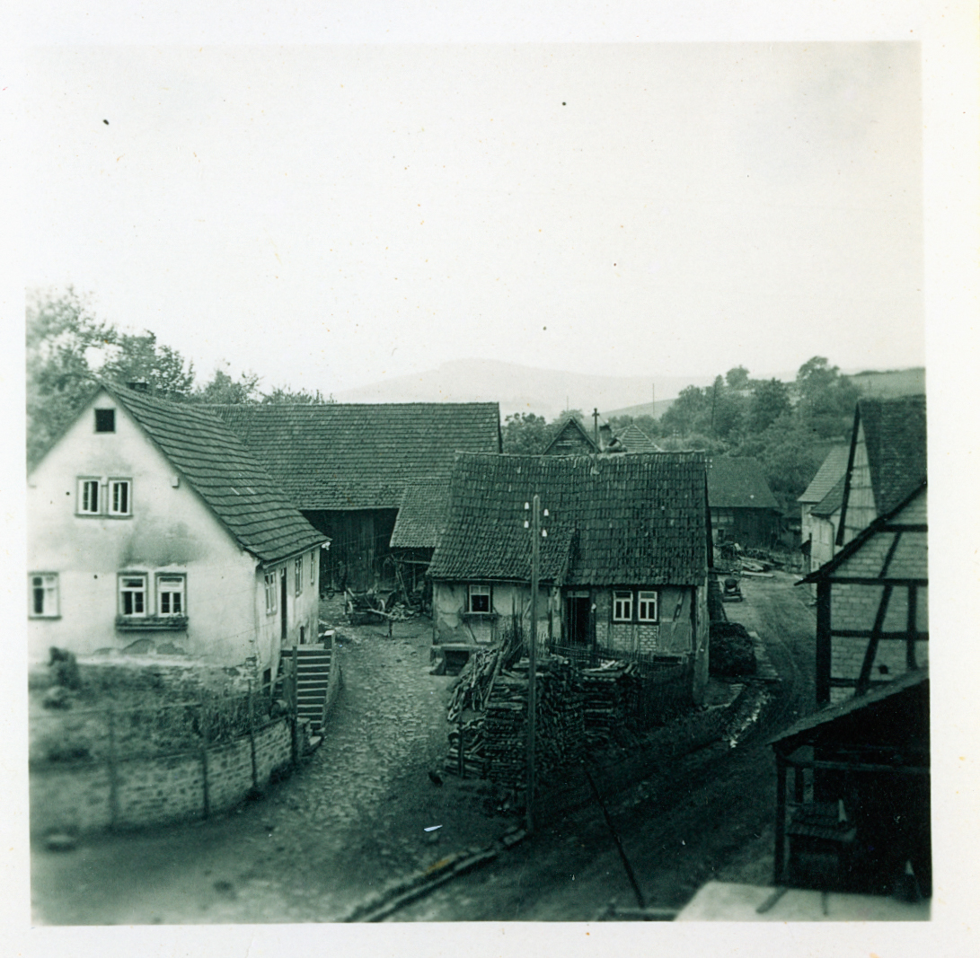 Bücheltesch und Krämer