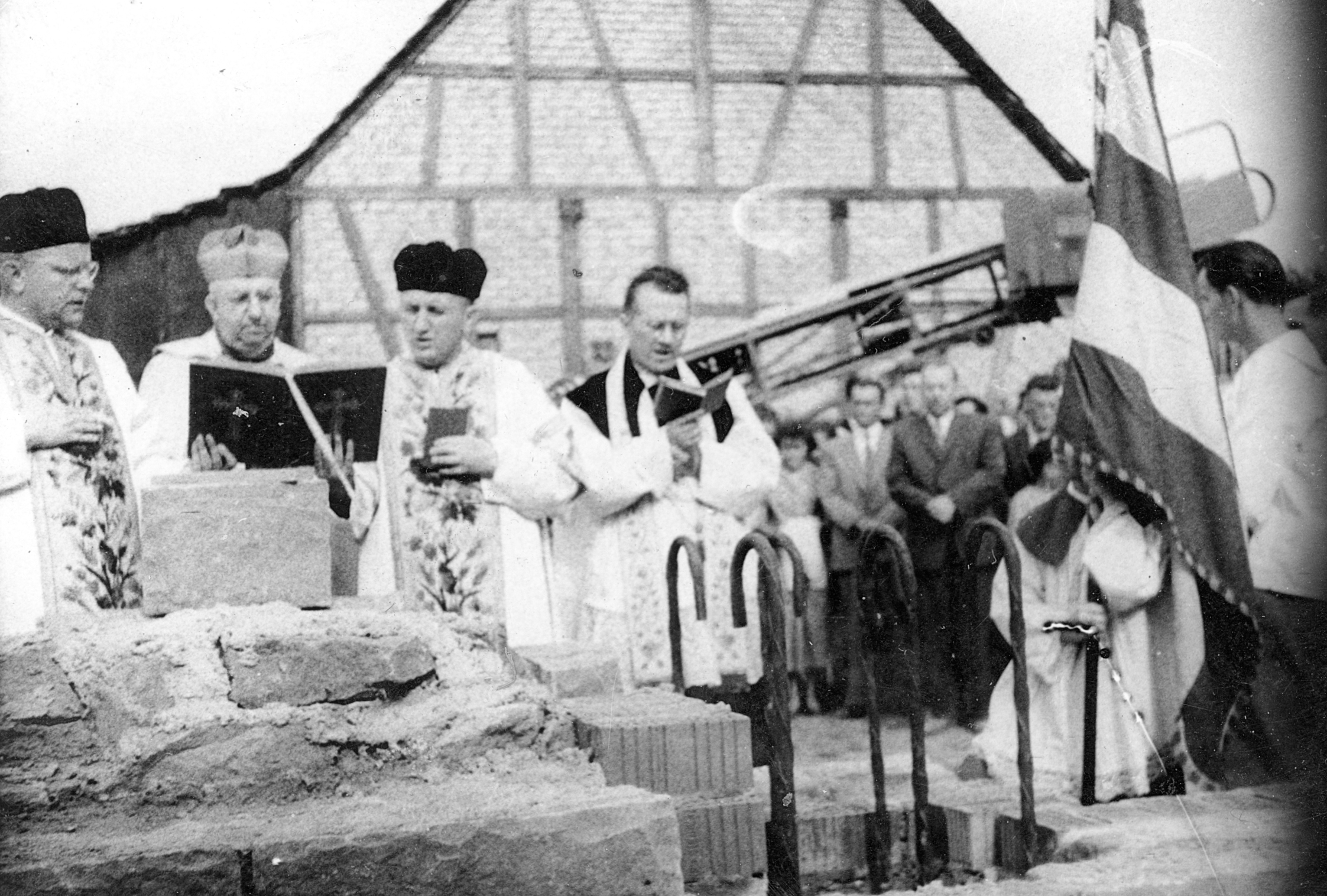 Grundsteinlegung der katholischen Kirche