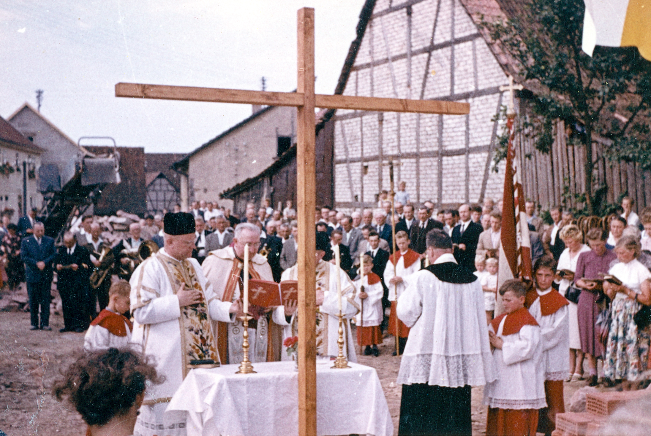 Grundsteinlegung der katholischen Kirche
