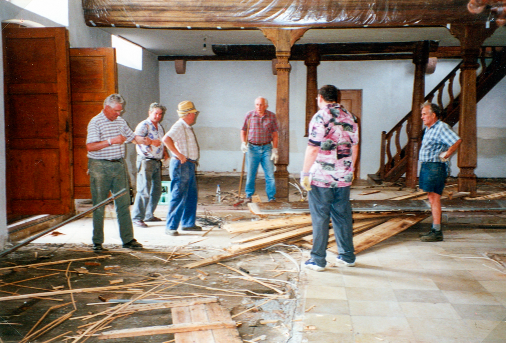 Die Arbeiten beginnen am 17.05.2000