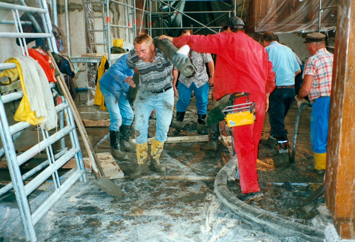 Betonverfüllung am 14.07.2000