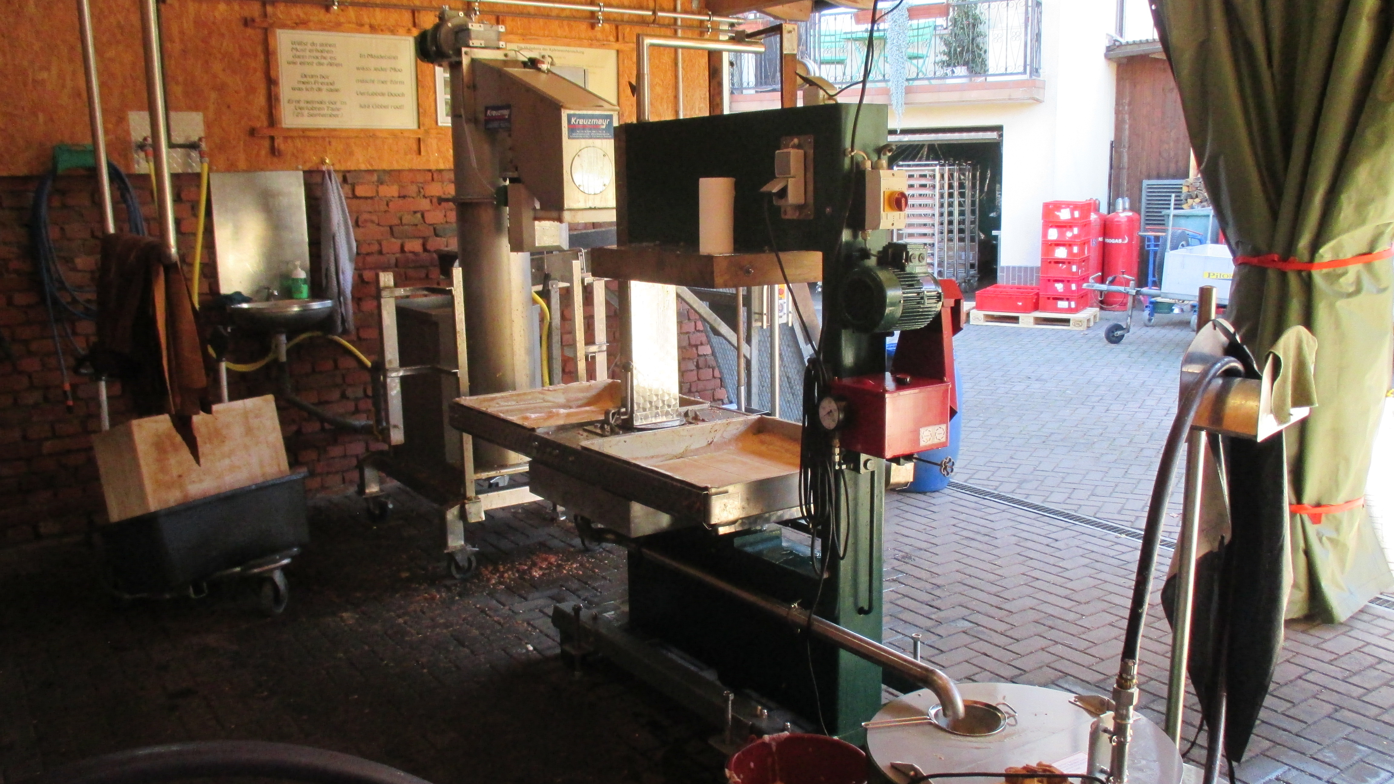 Kleinmosterei Mittelsinn